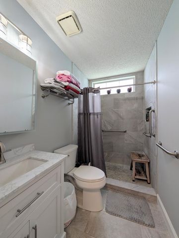 1898 Falling Creek Circle, Mount Pleasant, SC 29464