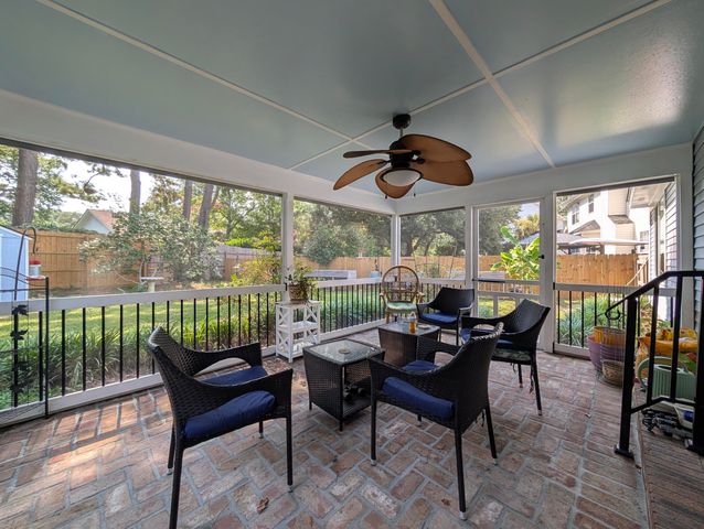 1898 Falling Creek Circle, Mount Pleasant, SC 29464