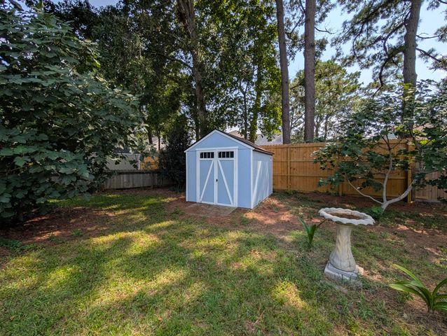 1898 Falling Creek Circle, Mount Pleasant, SC 29464