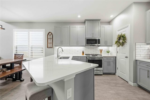 8252 SHOOTING STAR ROAD, Sarasota, FL 34241