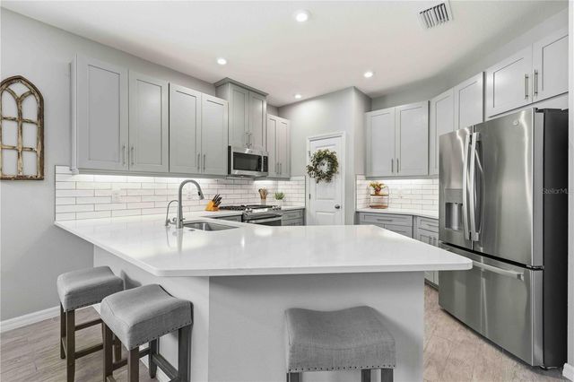 8252 SHOOTING STAR ROAD, Sarasota, FL 34241