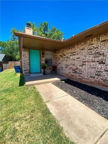 1105 Parkview Drive, Midwest City, OK 73110