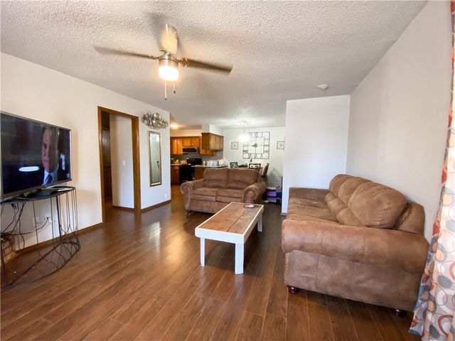 1105 Parkview Drive, Midwest City, OK 73110