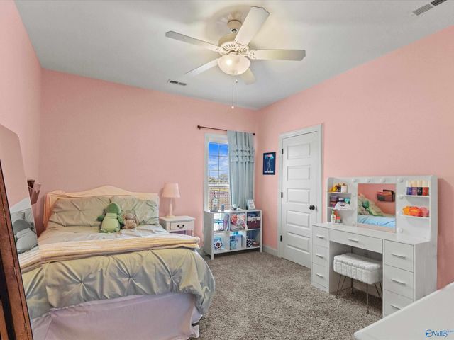 8 Abby Glen Way, Gurley, AL 35748