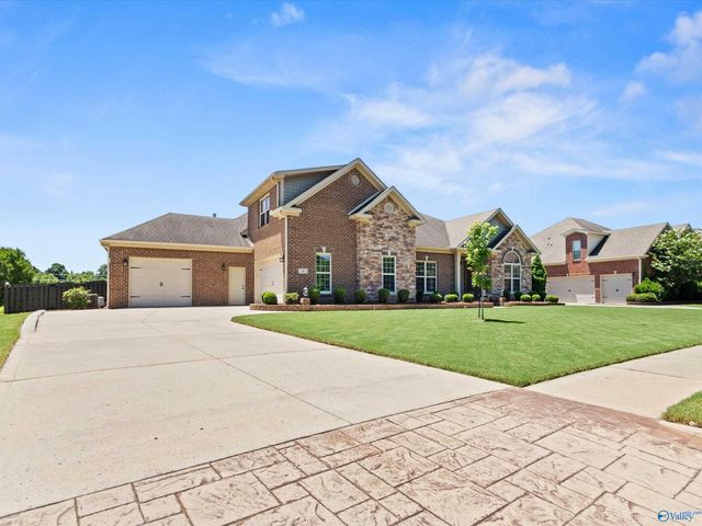 8 Abby Glen Way, Gurley, AL 35748