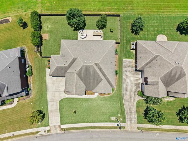 8 Abby Glen Way, Gurley, AL 35748