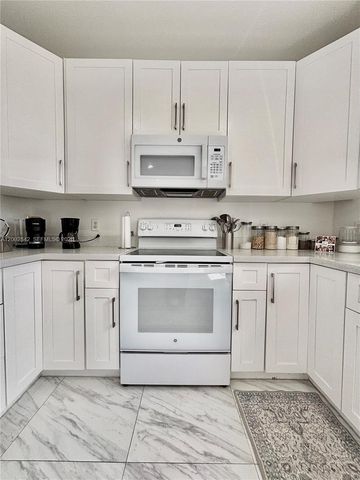 5952 NW 47th Ter 5952, Coconut Creek, FL 33073