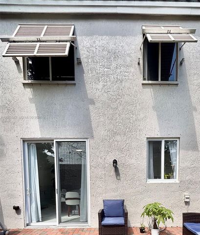 5952 NW 47th Ter 5952, Coconut Creek, FL 33073