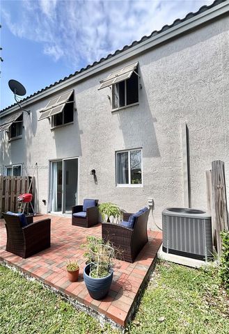 5952 NW 47th Ter 5952, Coconut Creek, FL 33073