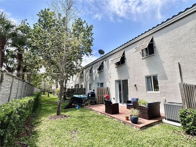 5952 NW 47th Ter 5952, Coconut Creek, FL 33073