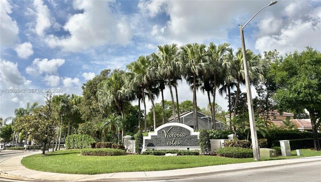 5952 NW 47th Ter 5952, Coconut Creek, FL 33073