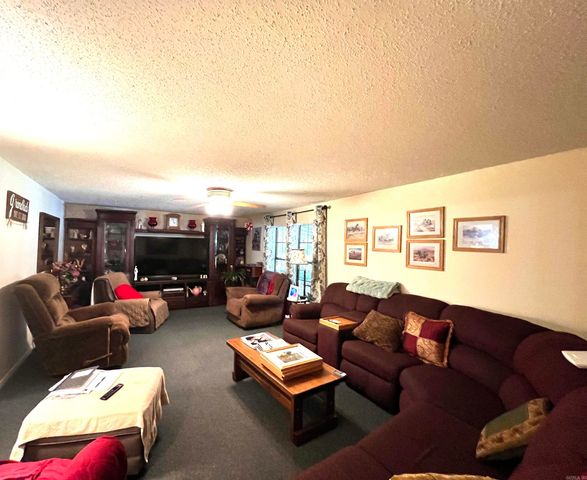 2471 W state 212 Highway, Star City, AR 71667