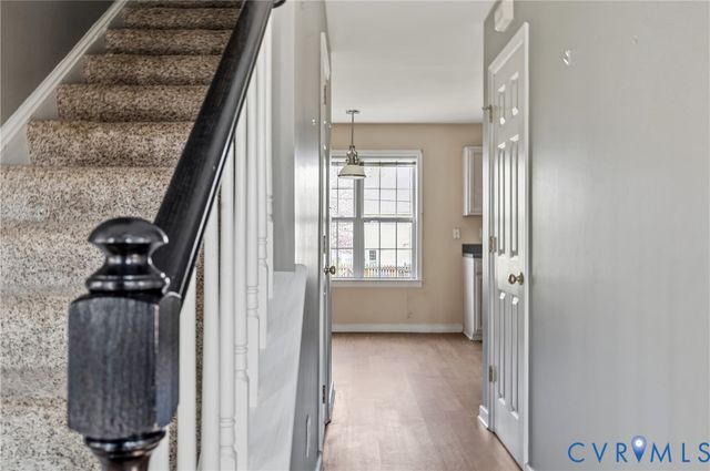 6916 Dartmouth Ave, Glen Allen, VA 23226