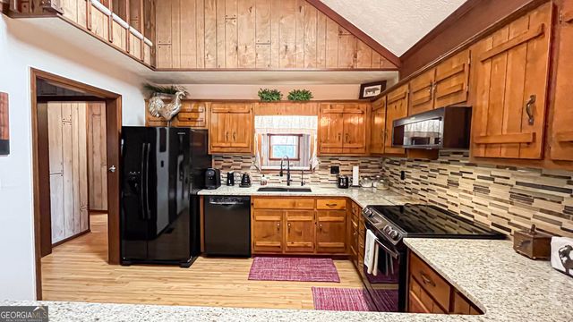 523 Fredonia Church Road, Barnesville, GA 30204