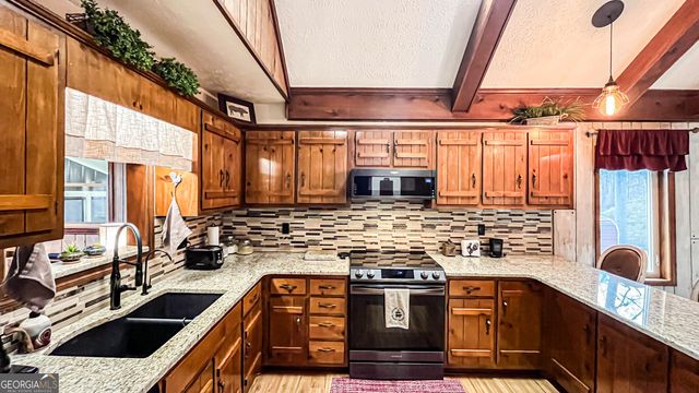 523 Fredonia Church Road, Barnesville, GA 30204