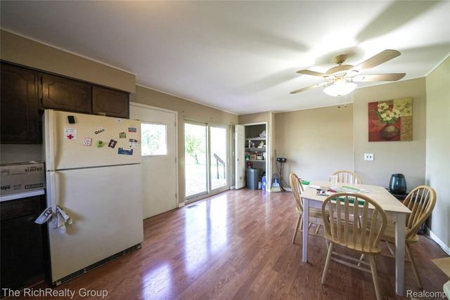 30350 Quinkert Street, Roseville, MI 48066