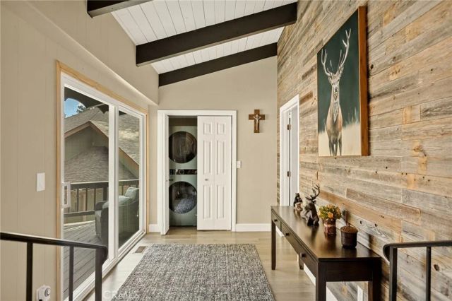 30789 All View, Running Springs, CA 92382