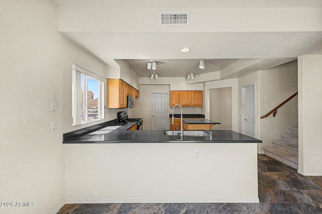 7349 W WILLOW Avenue, Peoria, AZ 85381