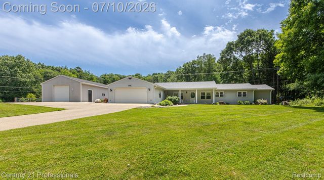 1790 Kent Road, Brandon Charter Township, MI 48462