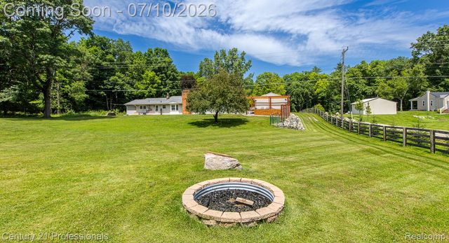 1790 Kent Road, Brandon Charter Township, MI 48462