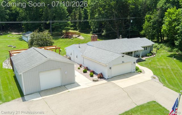 1790 Kent Road, Brandon Charter Township, MI 48462