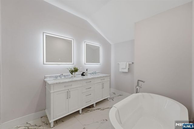 105 Brandon Court, Montvale, NJ 07645