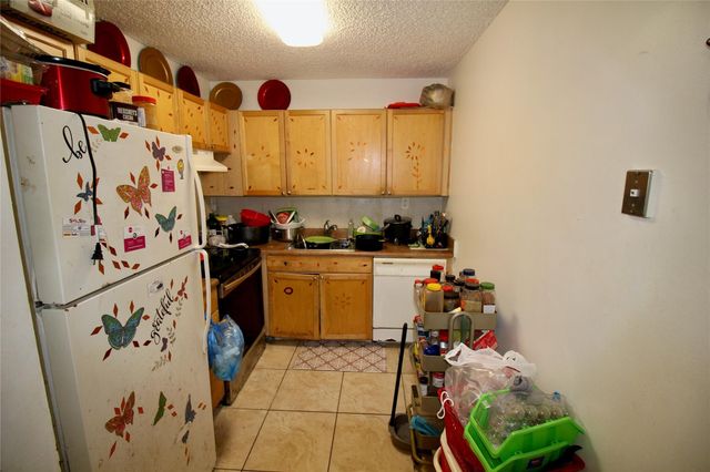 316 Meadows Circle 316, Boynton Beach, FL 33436