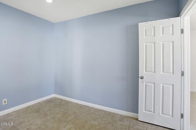 1606 Glenwood Road A, Glendale, CA 91201