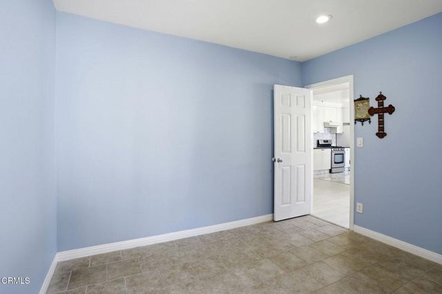 1606 Glenwood Road A, Glendale, CA 91201