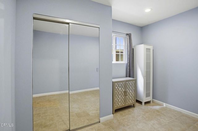 1606 Glenwood Road A, Glendale, CA 91201