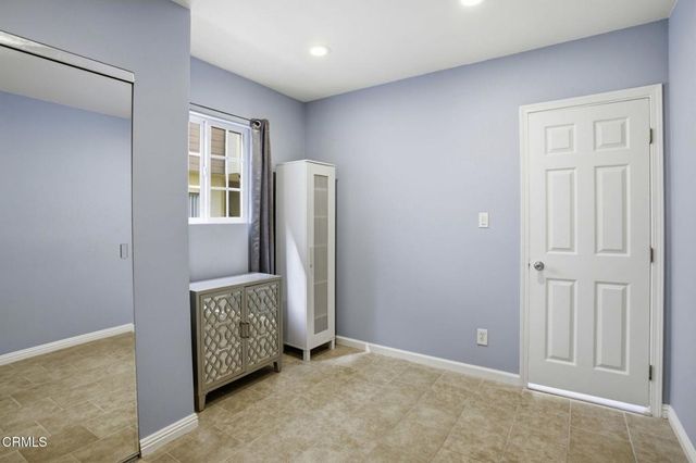 1606 Glenwood Road A, Glendale, CA 91201