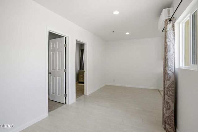 1606 Glenwood Road A, Glendale, CA 91201