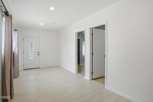 1606 Glenwood Road A, Glendale, CA 91201