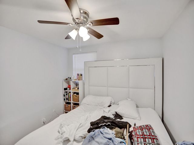 5073 SW 28th Avenue, Dania Beach, FL 33312