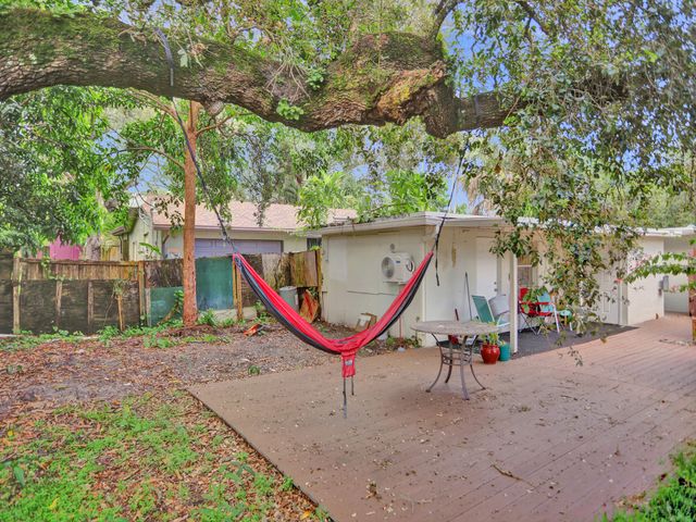 5073 SW 28th Avenue, Dania Beach, FL 33312