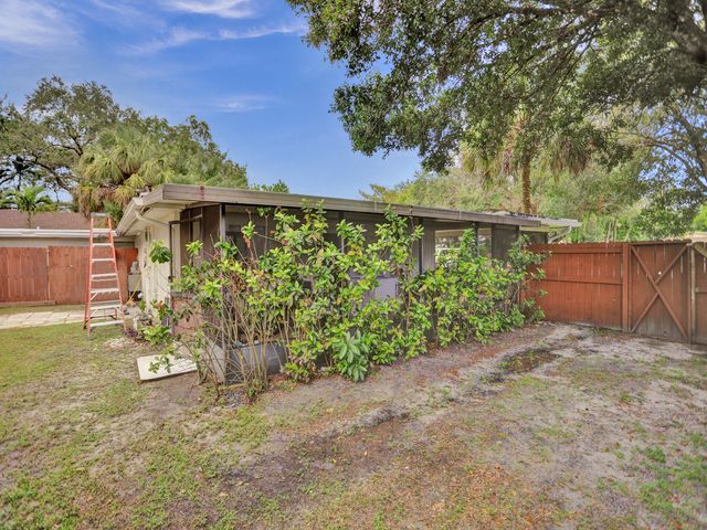 5073 SW 28th Avenue, Dania Beach, FL 33312