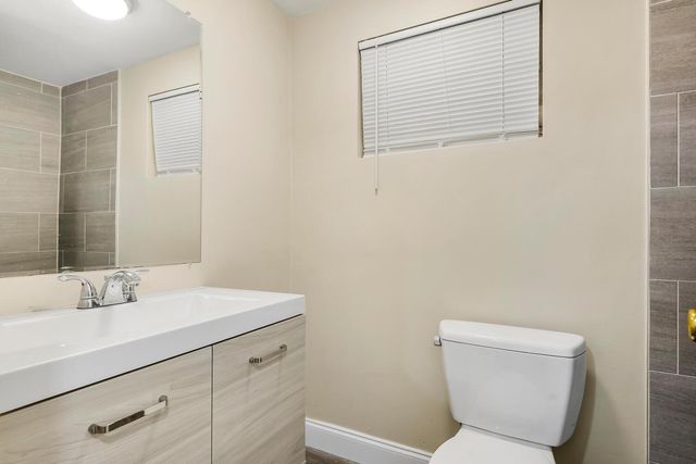 5073 SW 28th Avenue, Dania Beach, FL 33312