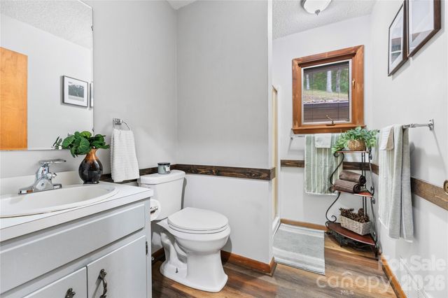 275 Knob Hill Estates Road, Sylva, NC 28779
