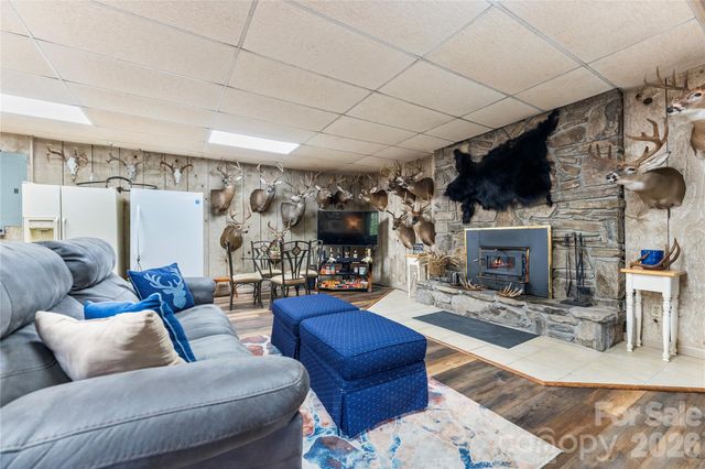 275 Knob Hill Estates Road, Sylva, NC 28779