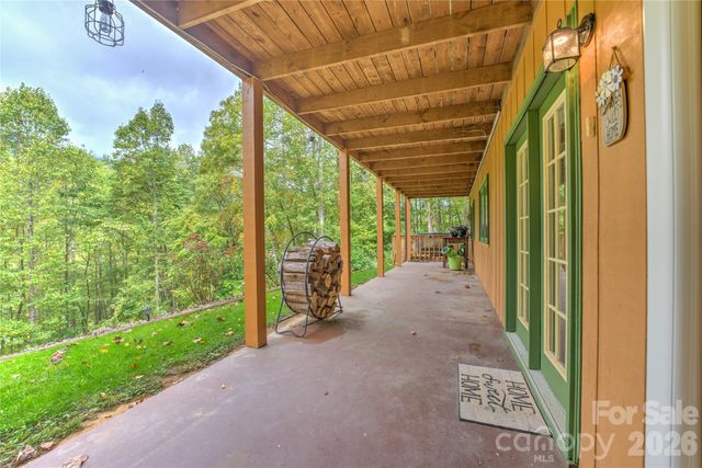 275 Knob Hill Estates Road, Sylva, NC 28779