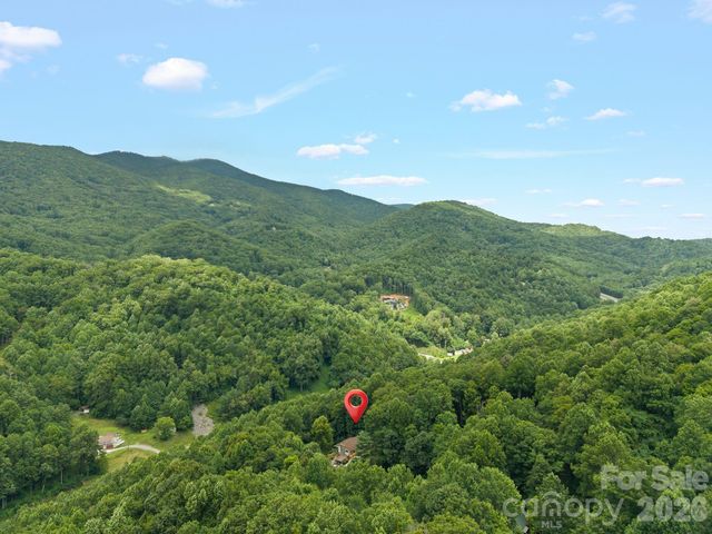 275 Knob Hill Estates Road, Sylva, NC 28779