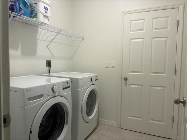 3982 SW Halcomb Street, Port St. Lucie, FL 34953
