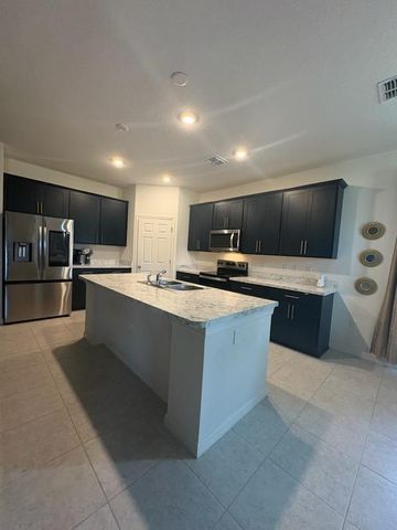 3982 SW Halcomb Street, Port St. Lucie, FL 34953