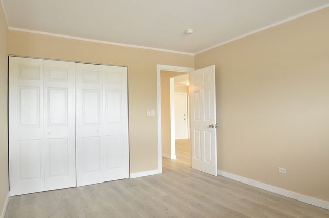 826 E Old Willow Road 206, Prospect Heights, IL 60070