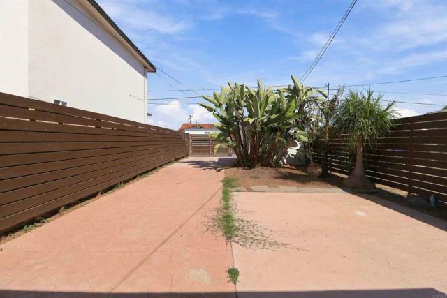 577 Florence St, Imperial Beach, CA 91932