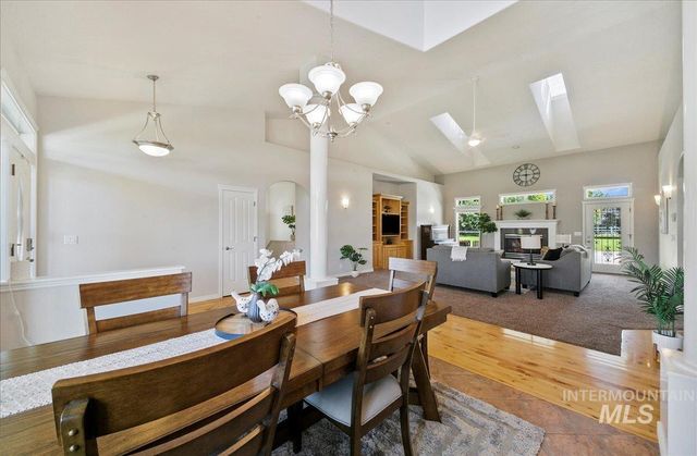 4019 E Man O War Dr, Nampa, ID 83686