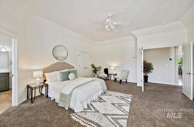 4019 E Man O War Dr, Nampa, ID 83686