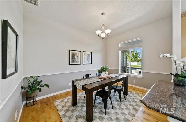 4019 E Man O War Dr, Nampa, ID 83686