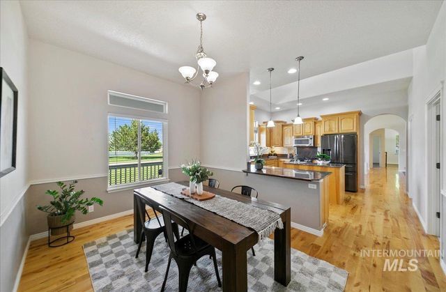 4019 E Man O War Dr, Nampa, ID 83686