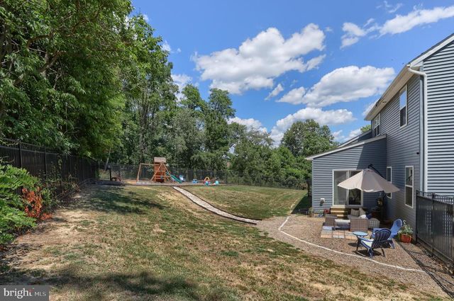 2805 IONOFF RD, Harrisburg, PA 17110